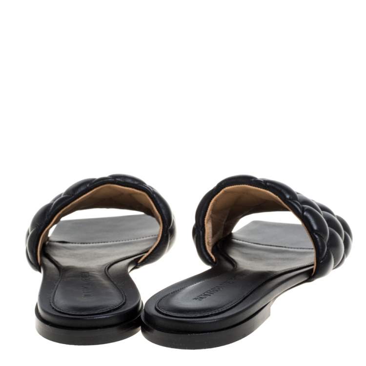 Pre Owned Bottega Veneta Black Quitled Leather Padded Flat Slide Sandals Size 38