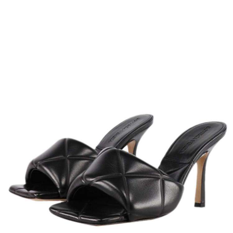 Pre Owned Bottega Veneta Black Quilted Nappa Leather BV Rubber Lido Sandals Size EU 38.5