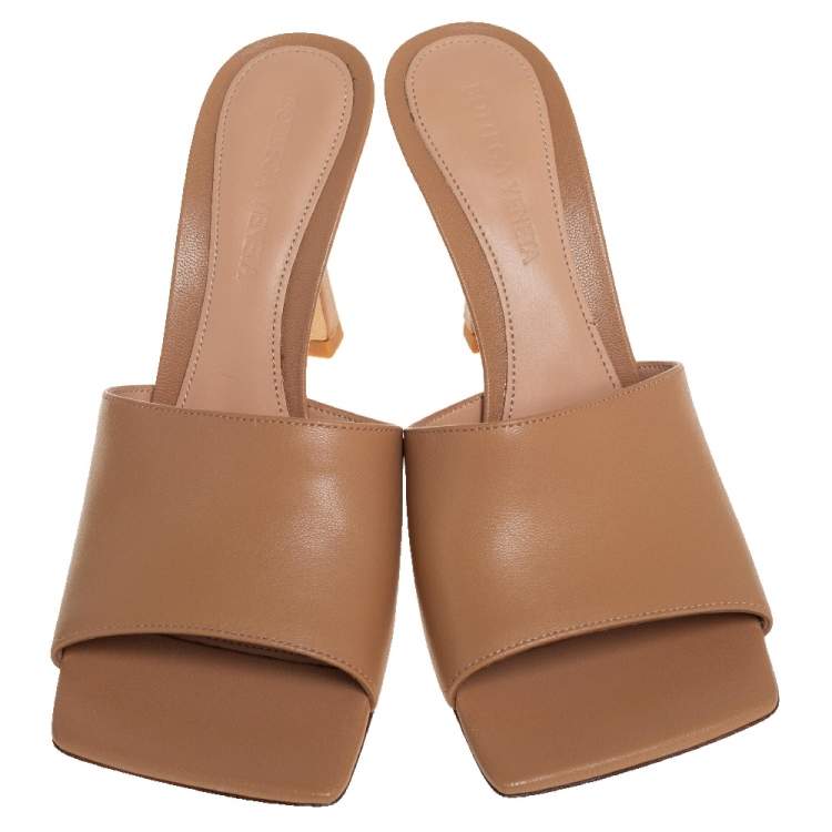 Pre Owned Bottega Veneta Tan Leather Square Toe Stretch Sandals Size 37