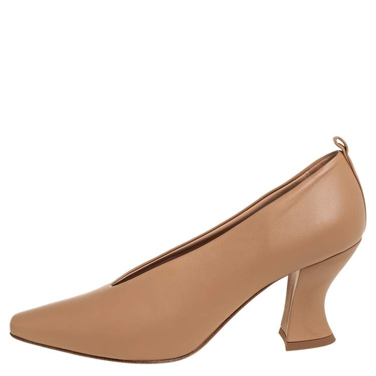Pre Owned Bottega Veneta Beige Leather Block Heel Pumps Size 38.5