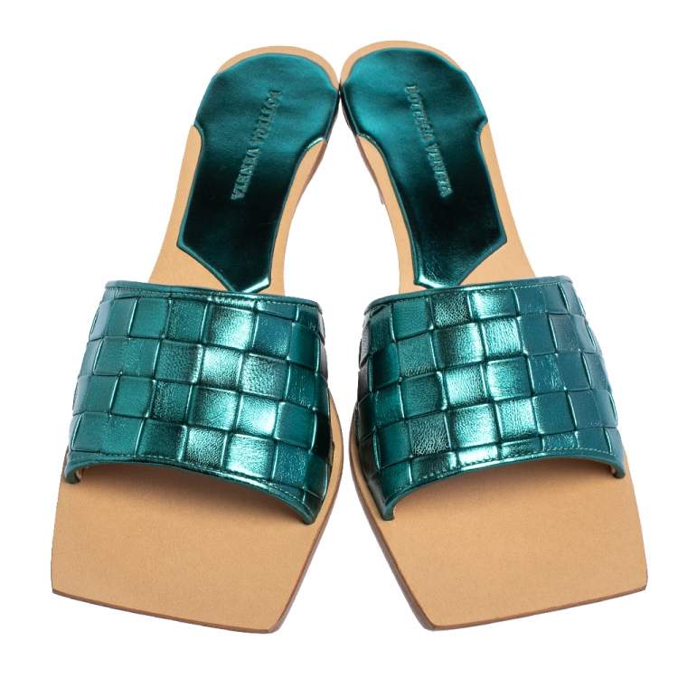 Pre Owned Bottega Veneta Metallic Blue Intrecciato Leather Stretch Square Toe Slide Sandals Size 41