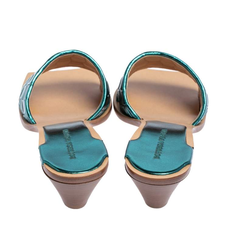 Pre Owned Bottega Veneta Metallic Blue Intrecciato Leather Stretch Square Toe Slide Sandals Size 41
