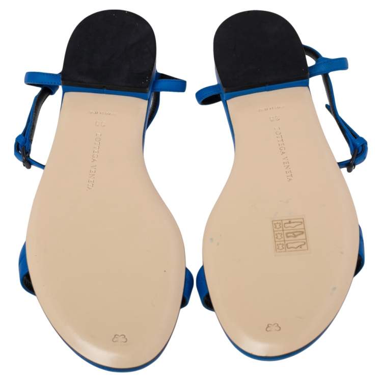 Pre Owned Bottega Veneta Blue Leather Ankle Strap Flat Sandals Size 38 