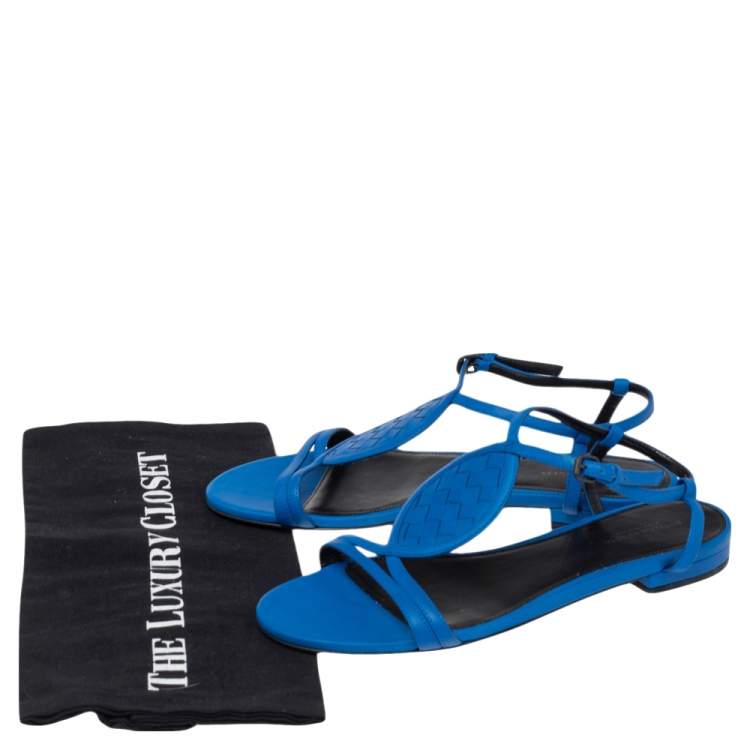 Pre Owned Bottega Veneta Blue Leather Ankle Strap Flat Sandals Size 38 