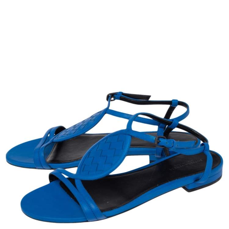 Pre Owned Bottega Veneta Blue Leather Ankle Strap Flat Sandals Size 38 
