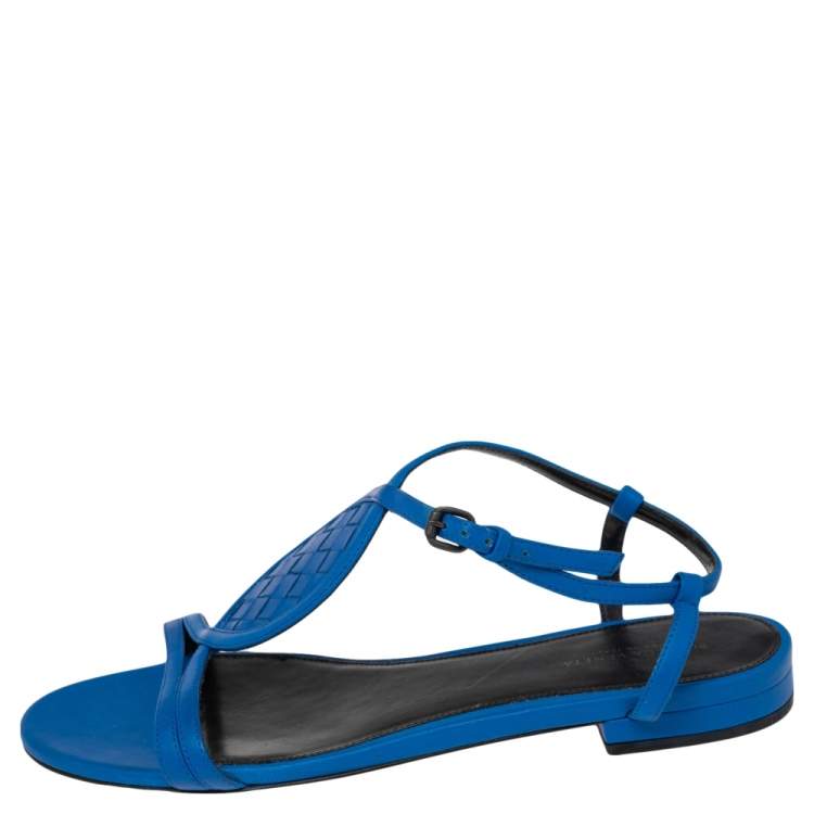 Pre Owned Bottega Veneta Blue Leather Ankle Strap Flat Sandals Size 38 