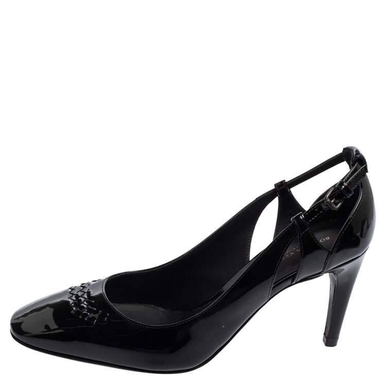 Pre Owned Bottega Veneta Black Patent Leather Intrecciato Detail Pumps Size 37.5