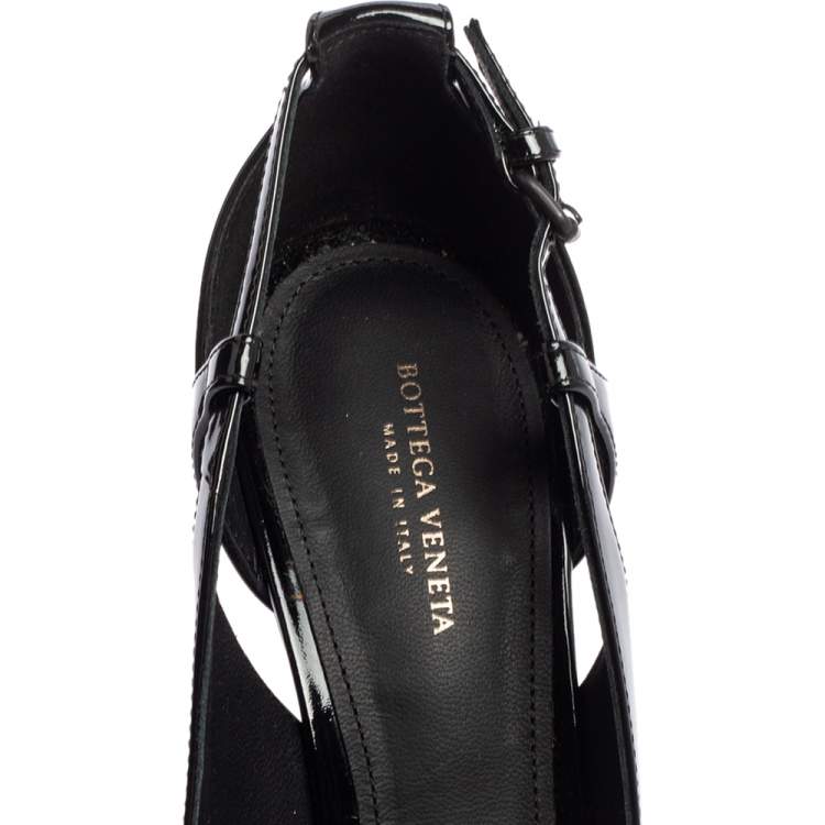Pre Owned Bottega Veneta Black Patent Leather Intrecciato Detail Pumps Size 37.5