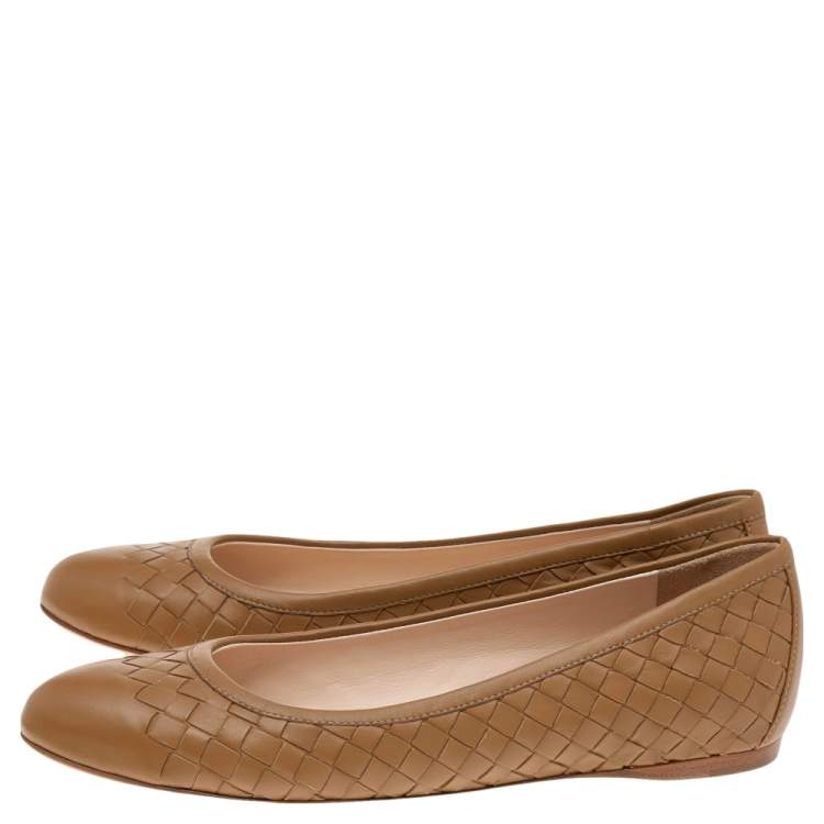 Pre Owned Bottega Veneta Biege Intrecciato Leather Ballet Flats Size 37