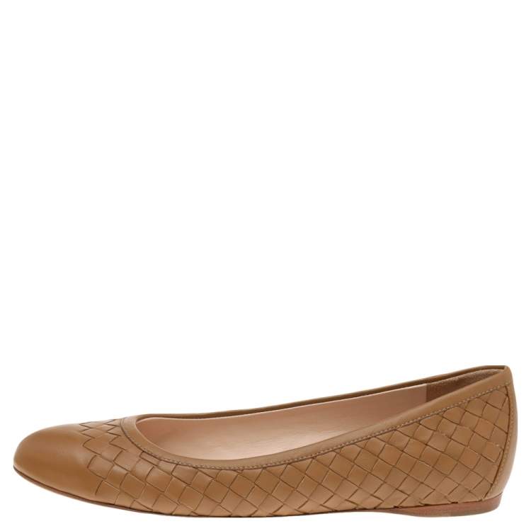 Pre Owned Bottega Veneta Biege Intrecciato Leather Ballet Flats Size 37