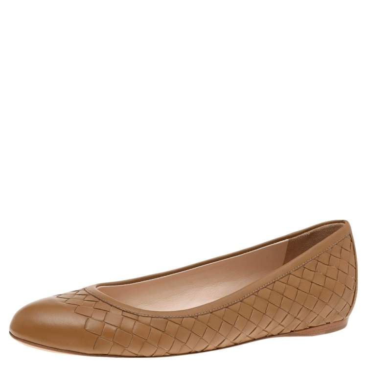 Pre Owned Bottega Veneta Biege Intrecciato Leather Ballet Flats Size 37