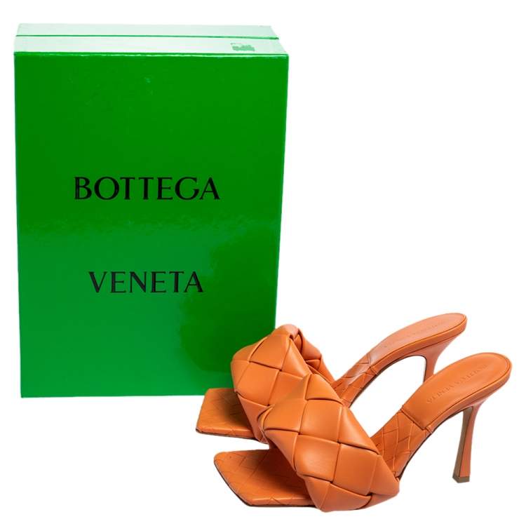 Pre Owned Bottega Veneta Pinkish-Orange Intrecciato Leather Lido Mule Sandals Size 39 