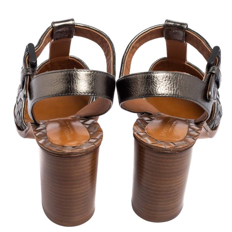 Pre Owned Bottega Veneta Metallic Grey Intrecciato Leather Block Heel Sandals Size 37