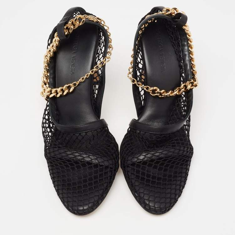 Pre Owned Bottega Veneta Black Leather And Net Chain Embellished Pumps Size 37