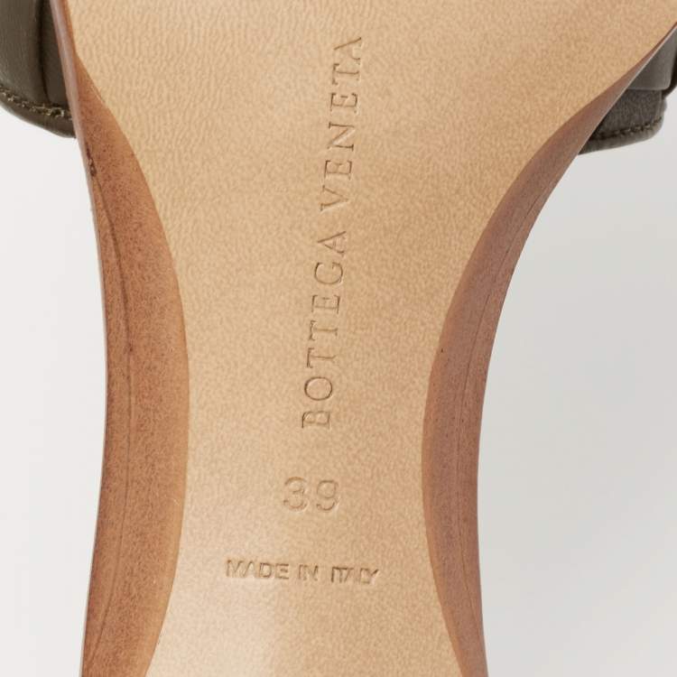 Pre Owned Bottega Veneta Olive Green Intrecciato Leather Square Toe Slide Sandals Size 39