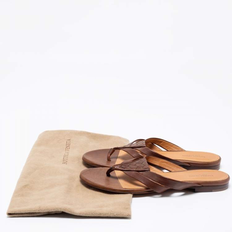 Pre Owned Bottega Veneta Brown Intrecciato Leather Thong Flats Size 40
