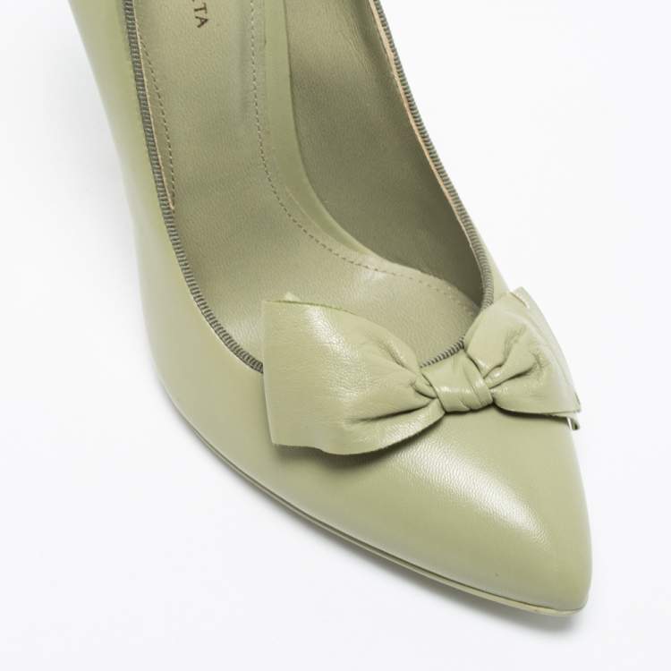 Pre Owned Bottega Veneta Mint Green Leather Bow Pumps Size 36.5