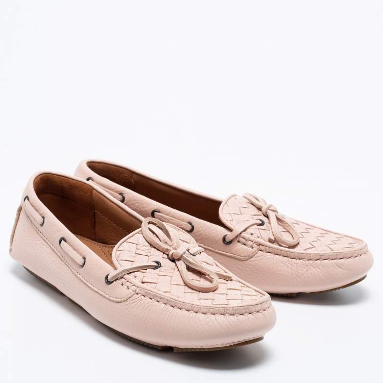 Pre Owned Bottega Veneta Light Pink Intrecciato Leather Bow Slip-On Loafers Size 37.5