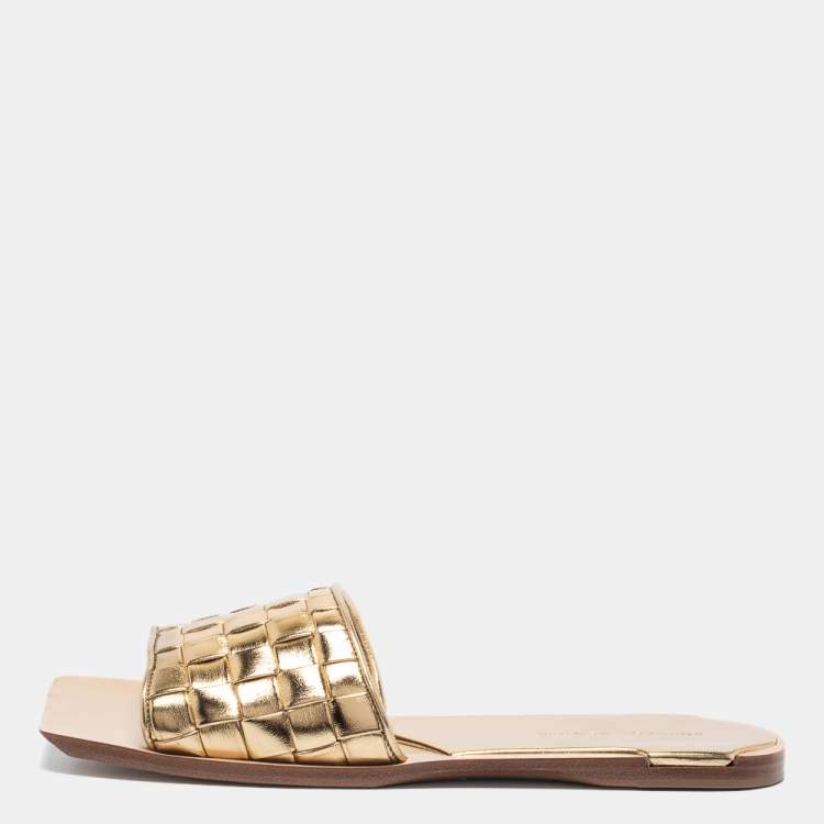 Bottega Veneta★素敵！ Leather Gold Square Toe Sandals Bottega Veneta Metallic Gold Intrecciato Leather Stretch