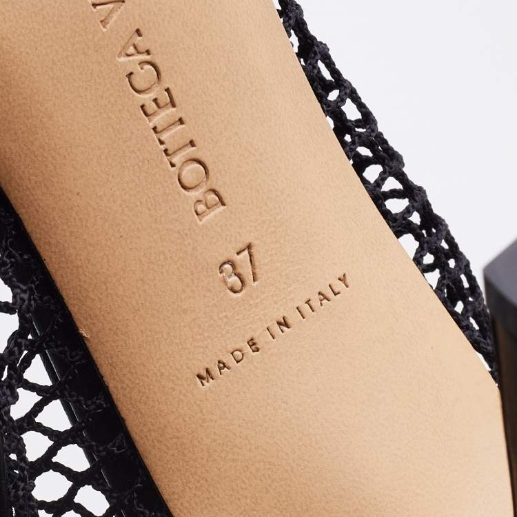 Pre Owned Bottega Veneta Black Stretch Mesh and Leather D'orsay Pumps Size 37
