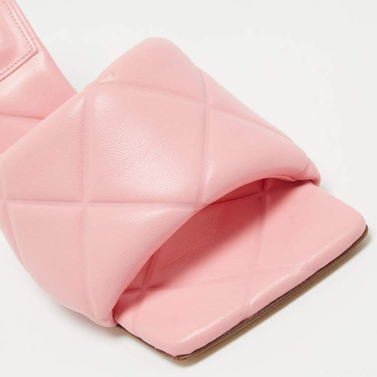 Pre Owned Bottega Veneta Pink Quilted Leather Lido Slide Sandals Size 39.5