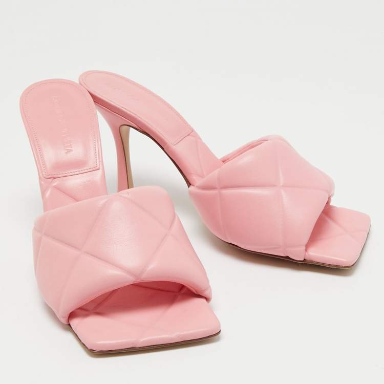 Pre Owned Bottega Veneta Pink Quilted Leather Lido Slide Sandals Size 39.5