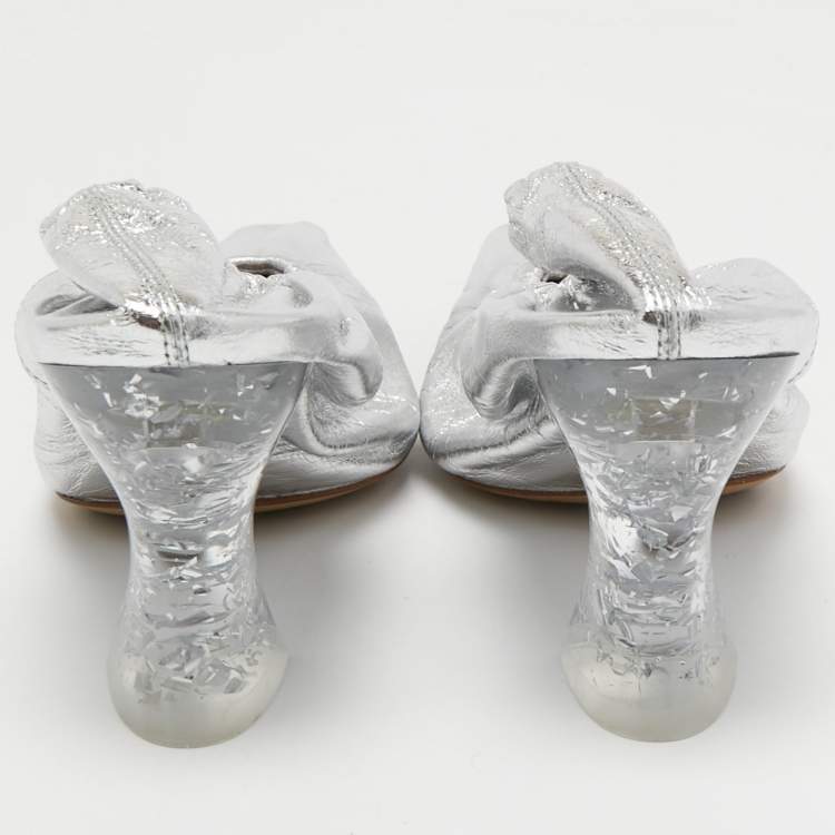 Pre Owned Bottega Veneta Silver Leather Scrunch Block Pumps Size 37.5