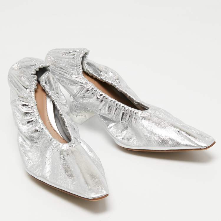 Pre Owned Bottega Veneta Silver Leather Scrunch Block Pumps Size 37.5