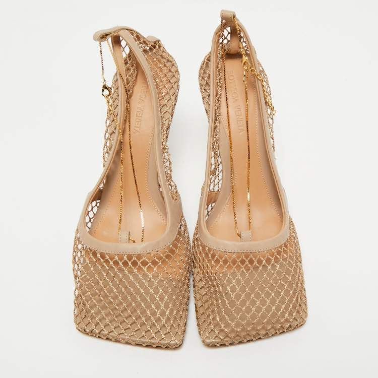 Pre Owned Bottega Veneta Beige Mesh and Leather Stretch Pumps Size 40