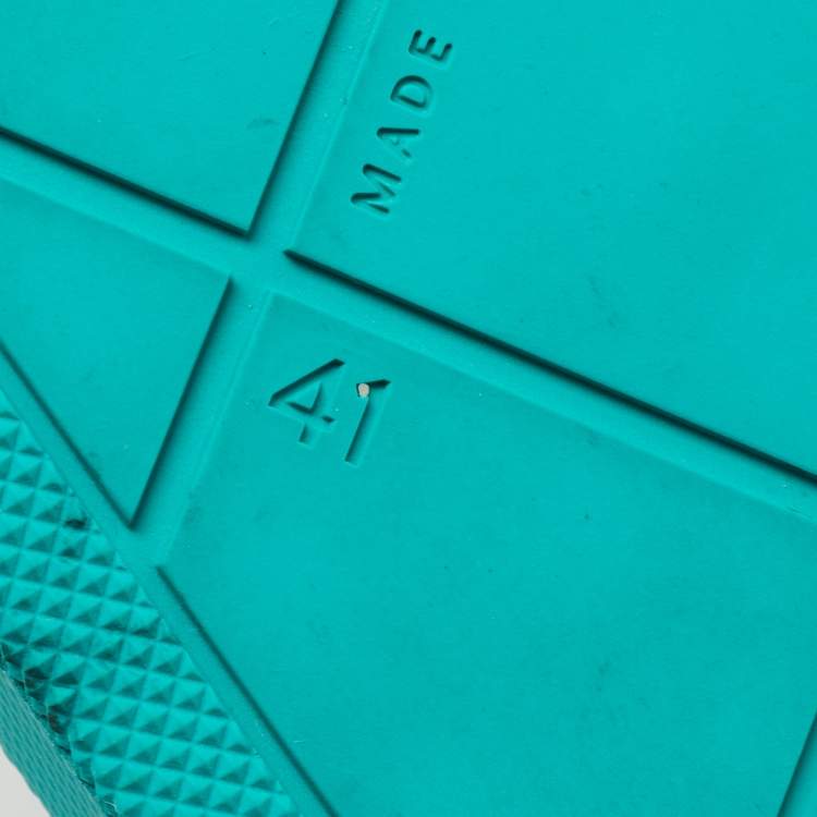 Pre Owned Bottega Veneta Turquoise Quilted Rubber Pool Slides Size 41 