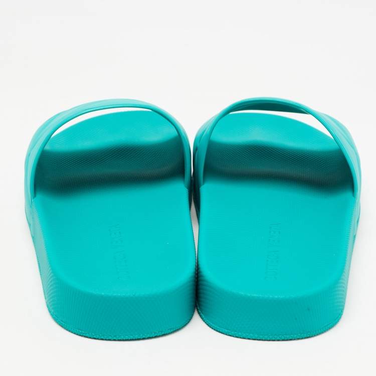 Pre Owned Bottega Veneta Turquoise Quilted Rubber Pool Slides Size 41 