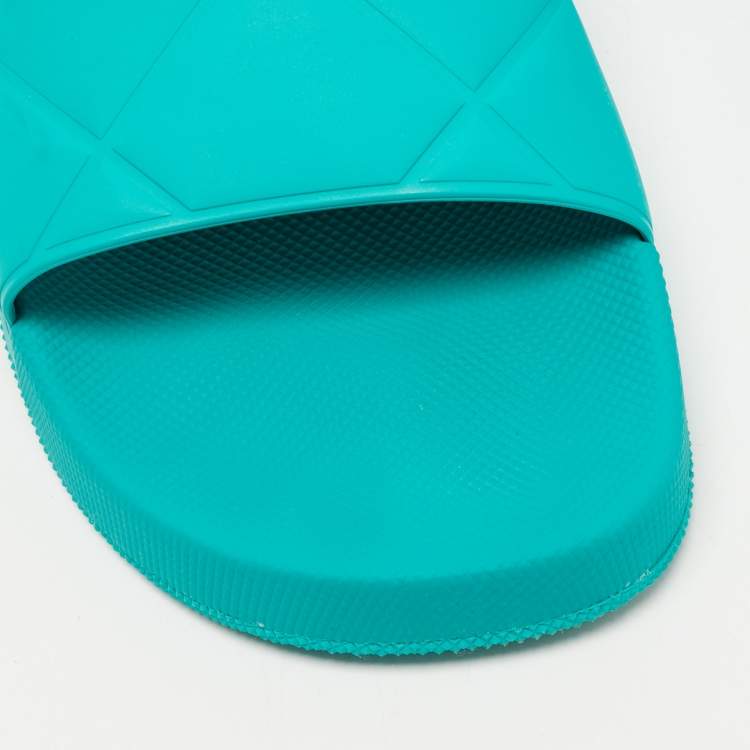 Pre Owned Bottega Veneta Turquoise Quilted Rubber Pool Slides Size 41 