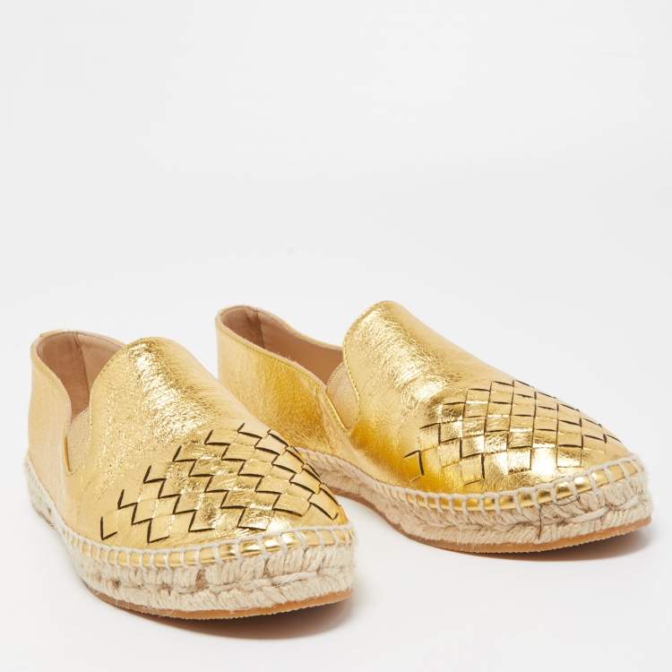 Pre Owned Bottega Veneta Gold Intrecciato Foil Leather Espadrille Flats Size 38