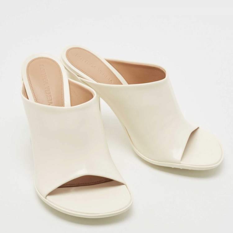Pre Owned Bottega Veneta White Leather Atomic Slide Sandals Size 38