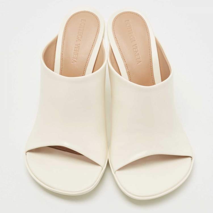 Pre Owned Bottega Veneta White Leather Atomic Slide Sandals Size 38