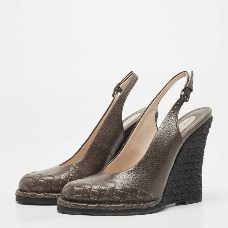 Pre Owned Bottega Veneta Brown Leather Slingback Wedge Pumps Size 37
