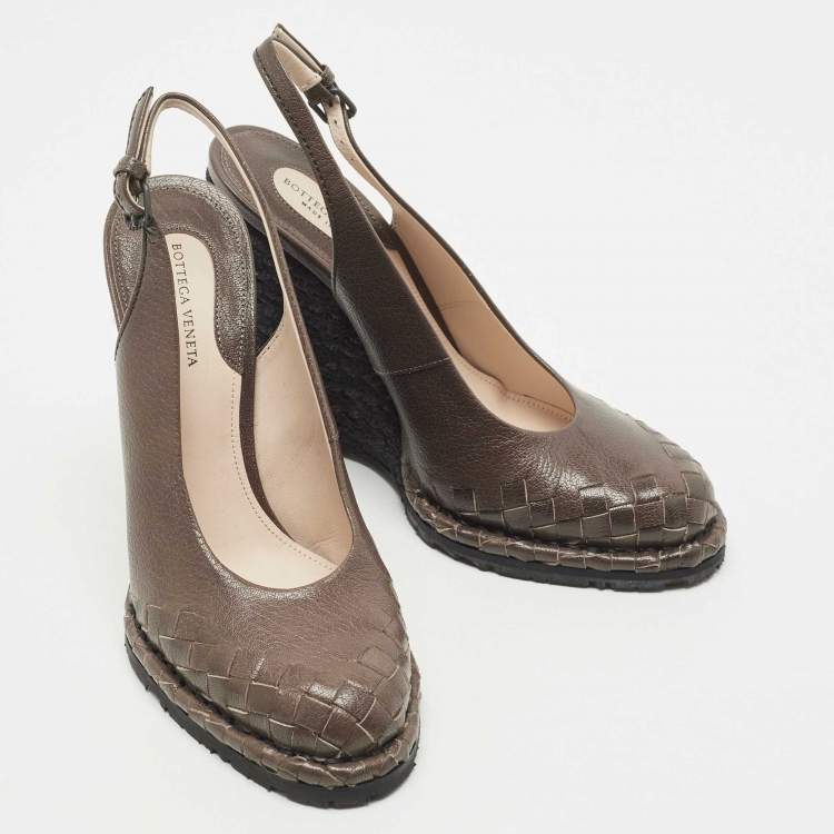 Pre Owned Bottega Veneta Brown Leather Slingback Wedge Pumps Size 37