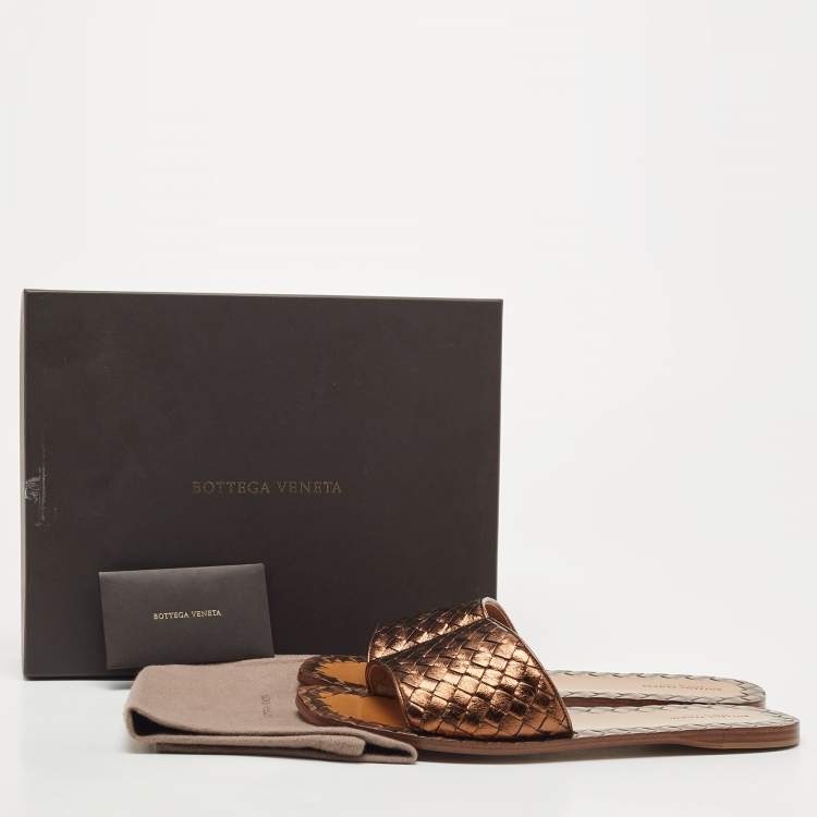 Pre Owned Bottega Veneta Metallic Leather Intrecciato Flat Slides Size 40