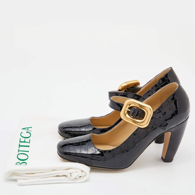 مملوكة مسبقًا Bottega Veneta Black Croc Embossed Patent Leather Block Heel Pumps Size 39