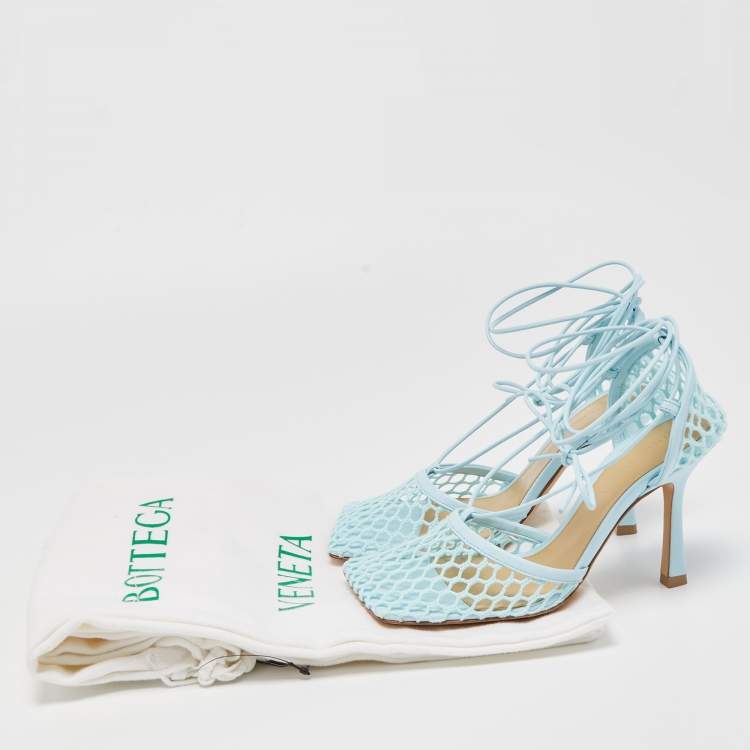 مملوكة مسبقًا Bottega Veneta Blue Mesh and Leather Ankle Wrap Pumps Size 36