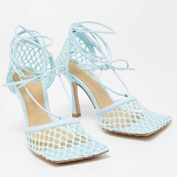 مملوكة مسبقًا Bottega Veneta Blue Mesh and Leather Ankle Wrap Pumps Size 36