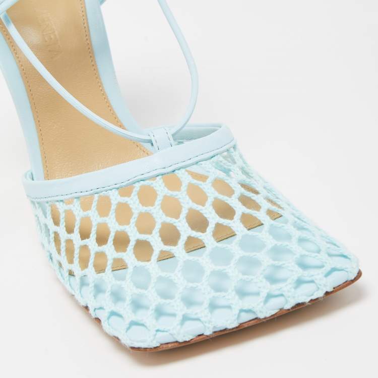 مملوكة مسبقًا Bottega Veneta Blue Mesh and Leather Ankle Wrap Pumps Size 36