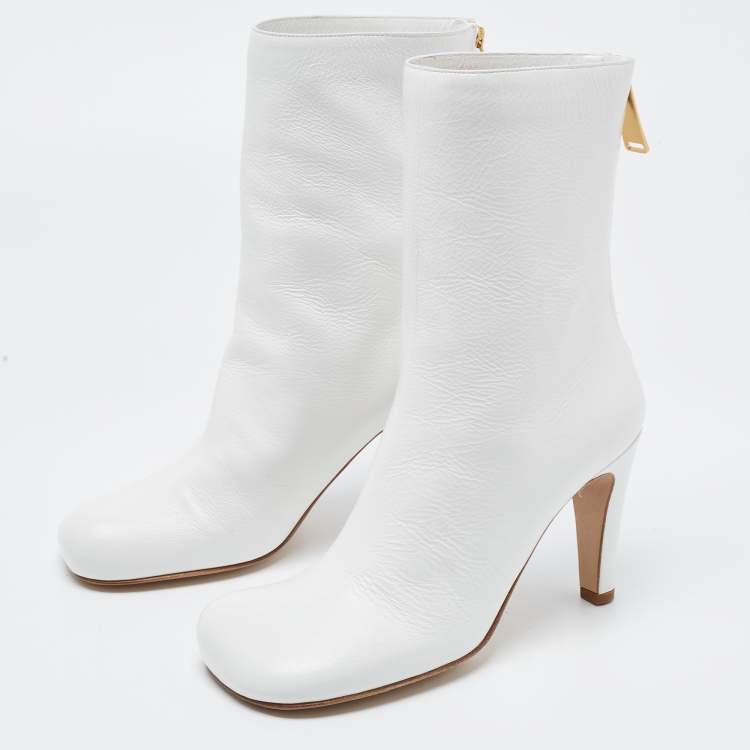 Pre Owned Bottega Veneta White Leather Ankle Boots Size 38.5