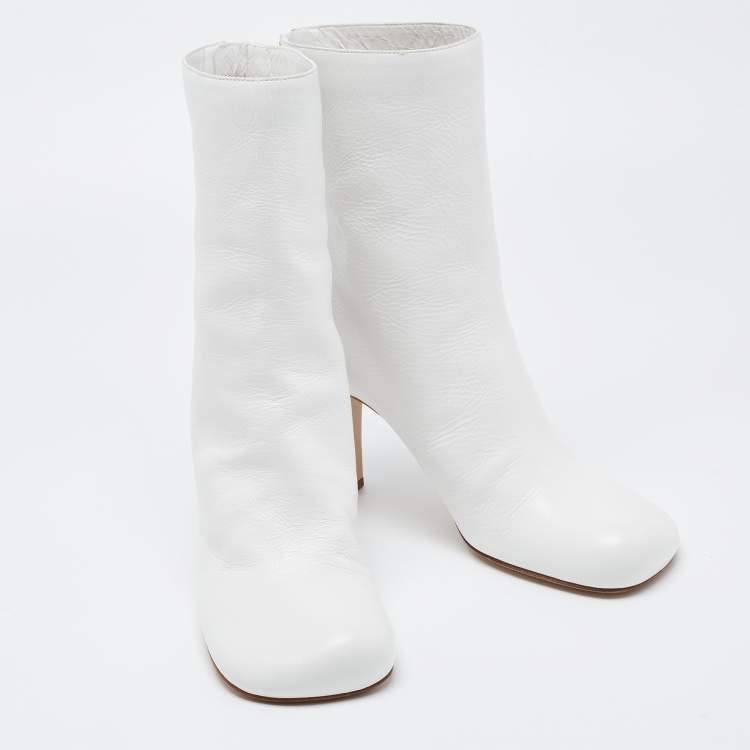 Pre Owned Bottega Veneta White Leather Ankle Boots Size 38.5