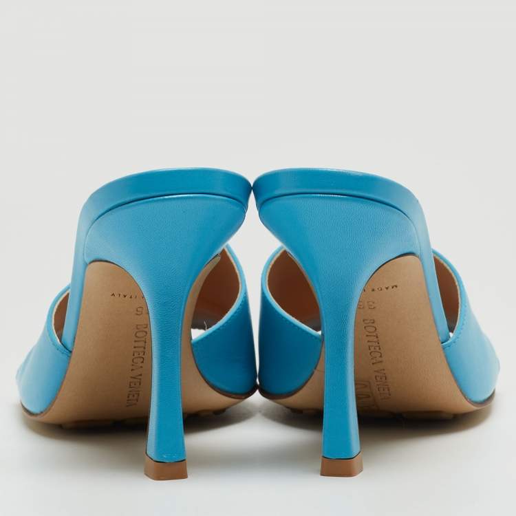 Pre Owned Bottega Veneta Blue Leather Stretch Slide Sandals Size 36