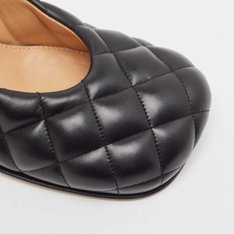 Pre Owned Bottega Veneta Black Quilted Leather Square Toe Pumps Size 38.5