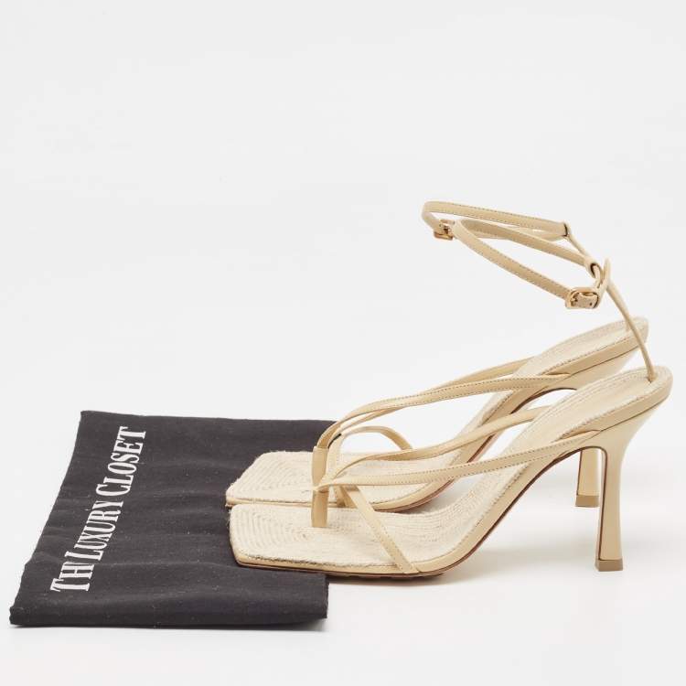 Pre Owned Bottega Veneta Cream Leather Stretch Ankle Strap Sandals Size 37.5