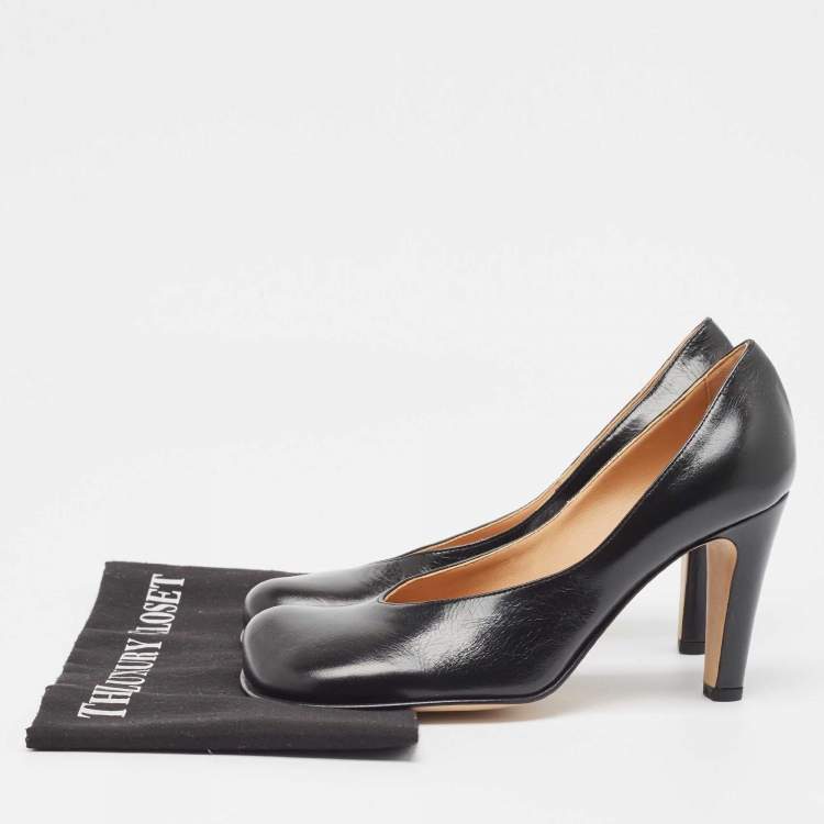 Pre Owned Bottega Veneta Black Leather Square Toe Pumps Size 37