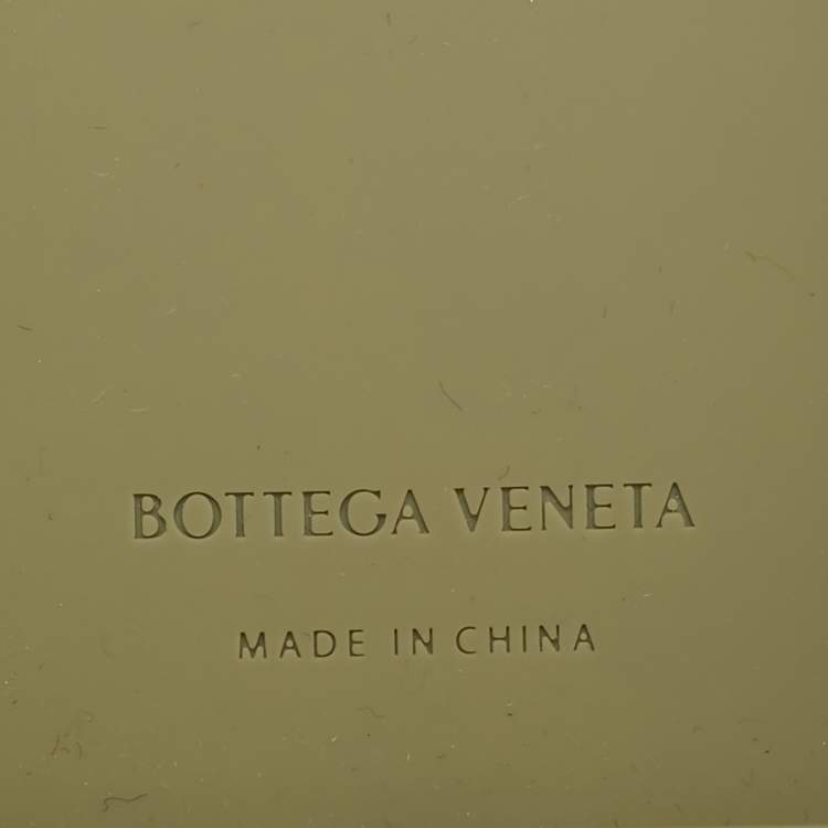 Pre Owned Bottega Veneta Light Green Intrecciato Silicone Rubber iPhone 14 Case On Strap