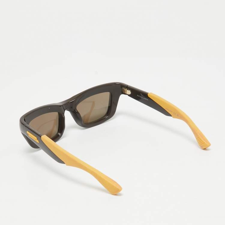 Pre Owned Bottega Veneta Brown/Yellow BV182S Mirrored Rectangle Sunglasses